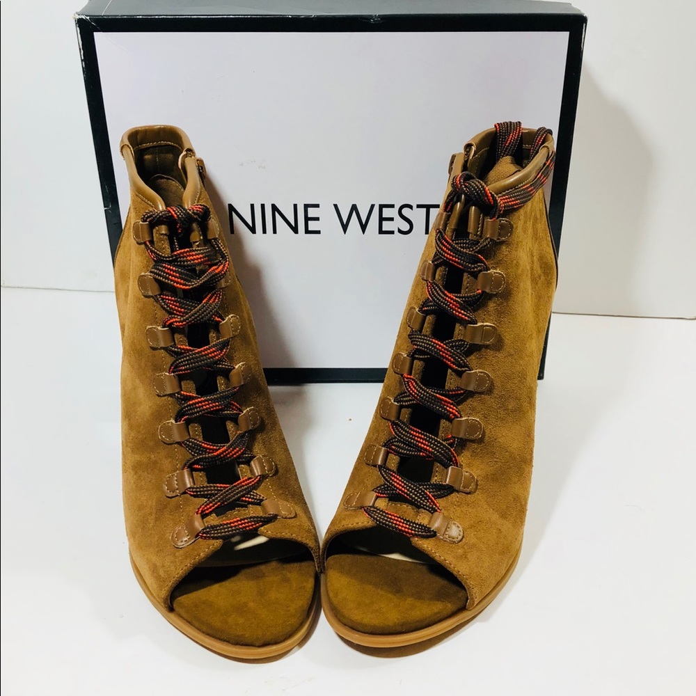 Nine West Boot Heel Punk Rock Suede NIB Sz 11